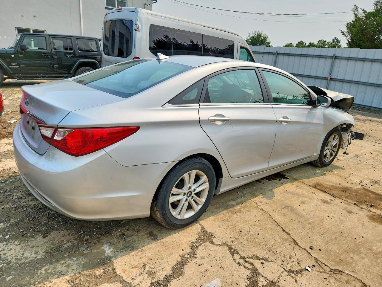 2013 HYUNDAI SONATA
