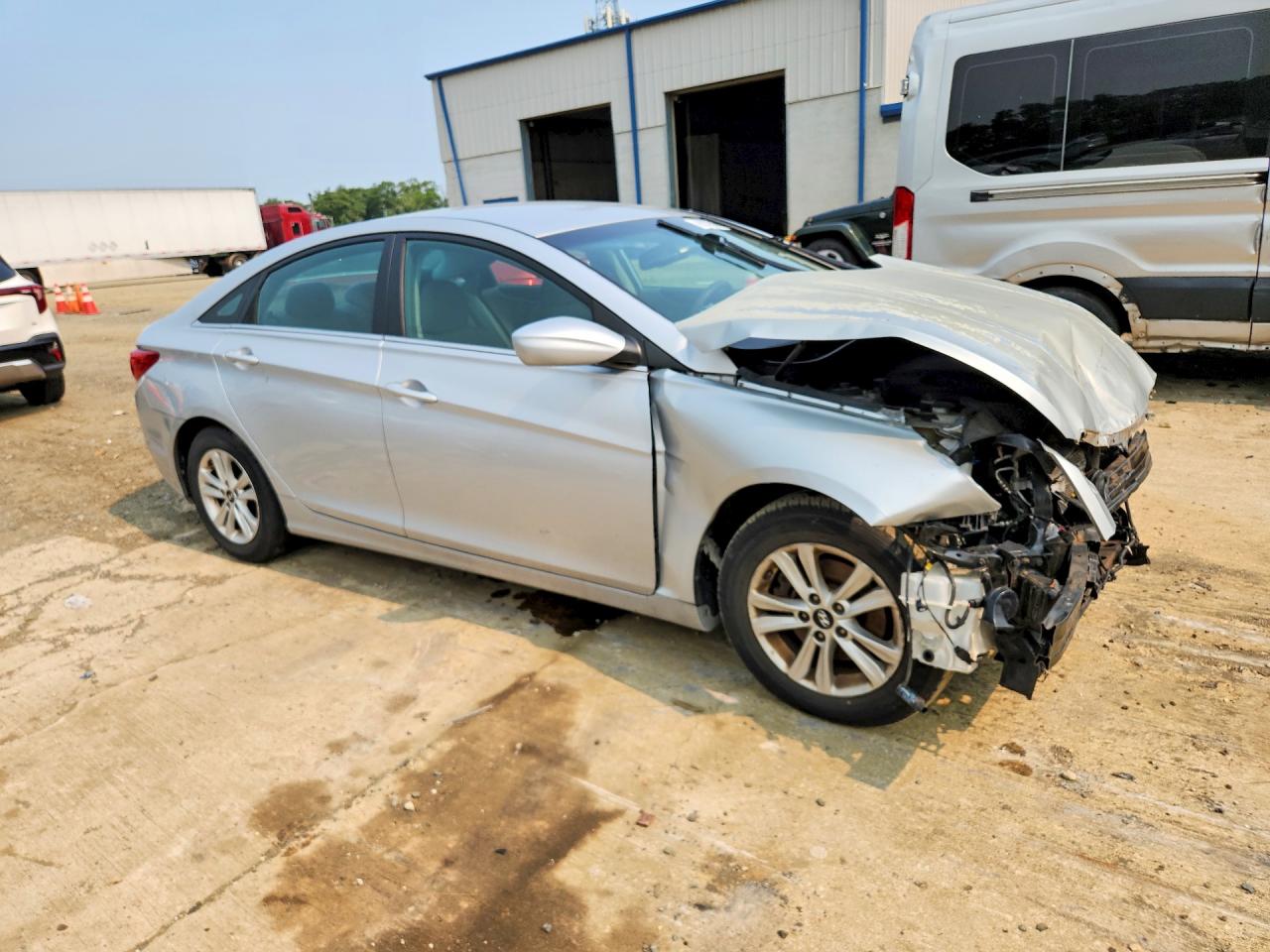 2013 HYUNDAI SONATA