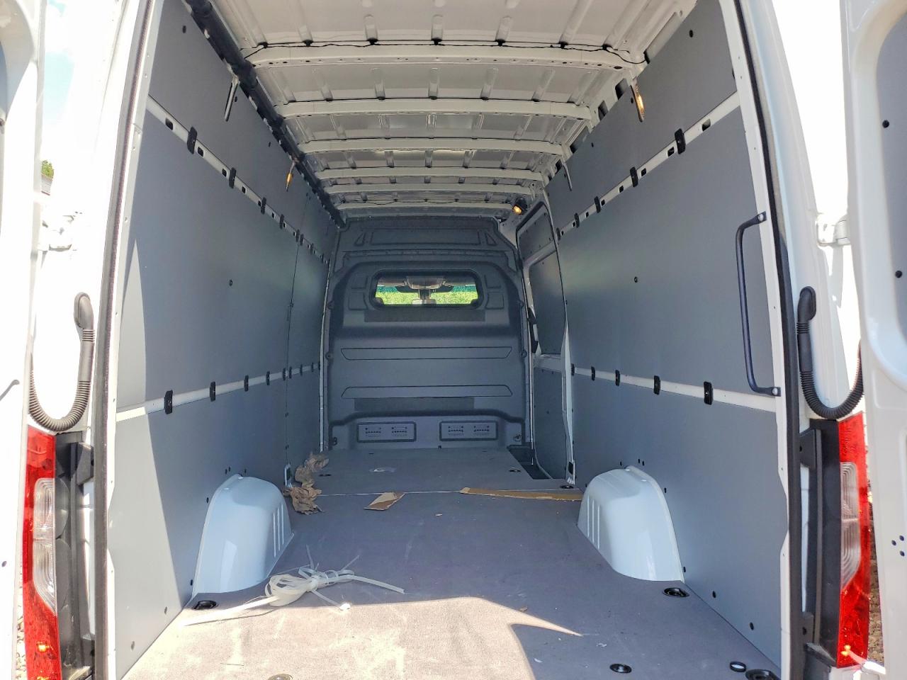 2025 MERCEDES-BENZ SPRINTER