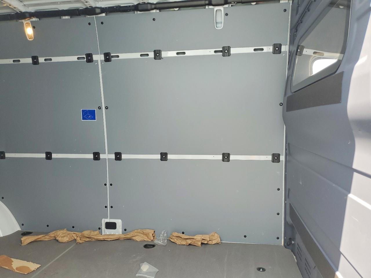 2025 MERCEDES-BENZ SPRINTER