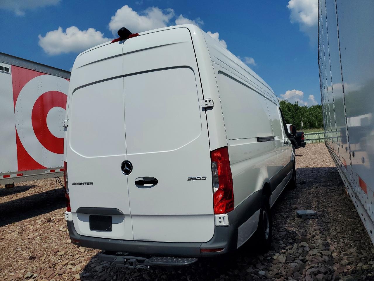 2025 MERCEDES-BENZ SPRINTER