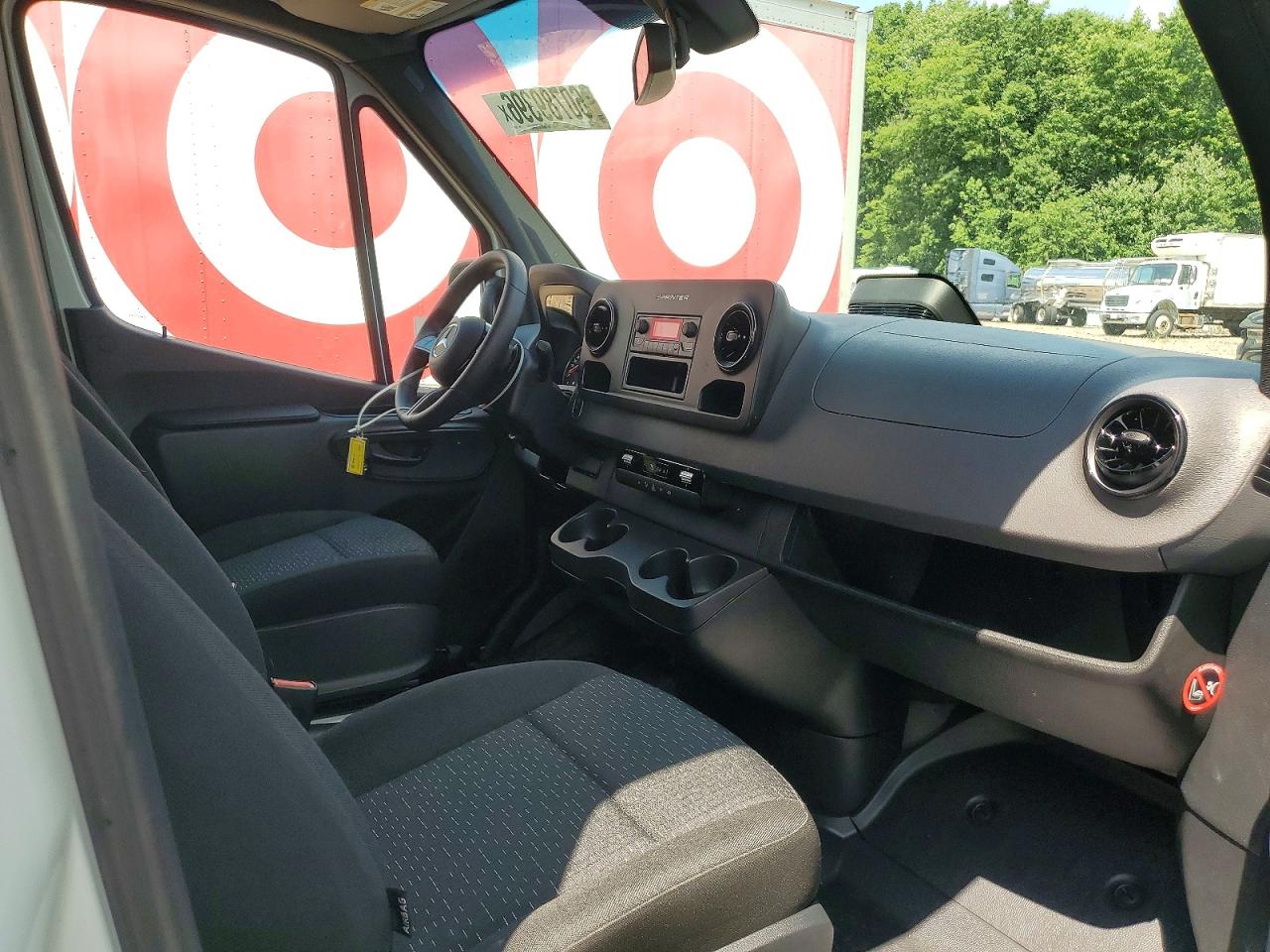 2025 MERCEDES-BENZ SPRINTER