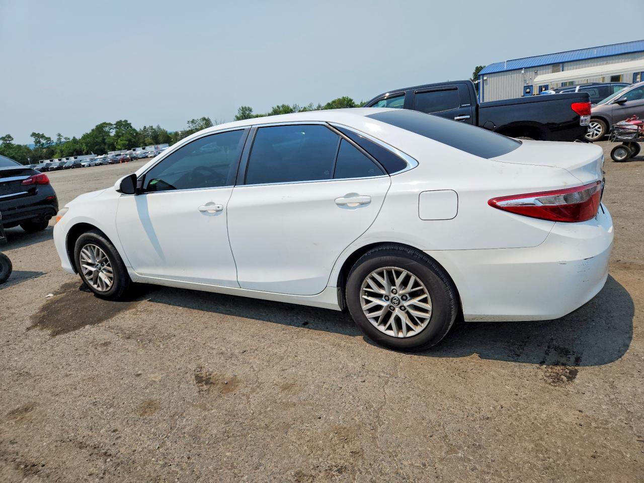 2017 TOYOTA CAMRY