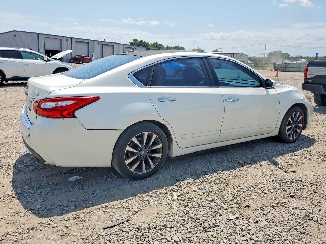 2016 NISSAN ALTIMA