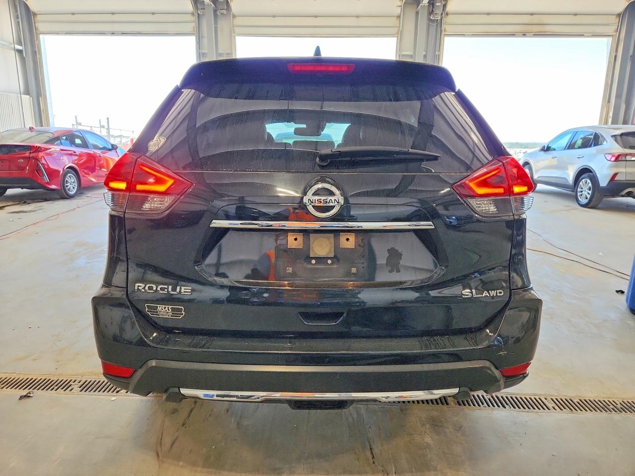 2018 NISSAN ROGUE