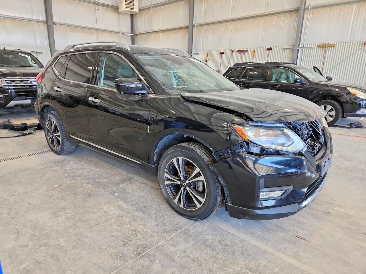 2018 NISSAN ROGUE