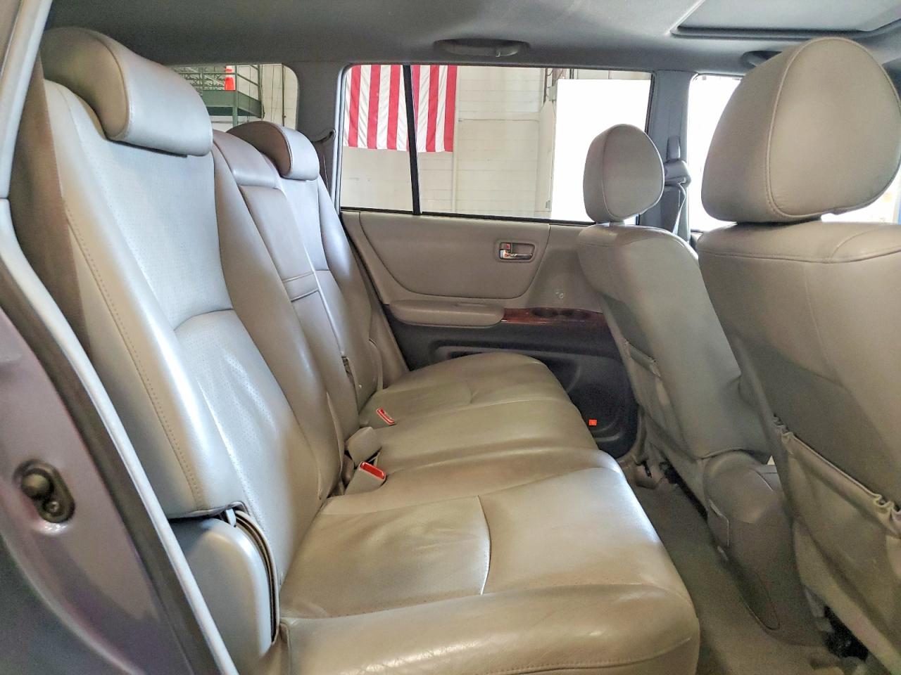 2006 TOYOTA HIGHLANDER