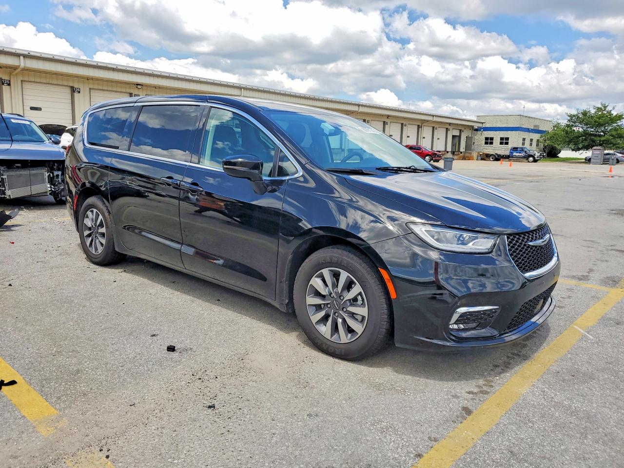 2024 CHRYSLER PACIFICA