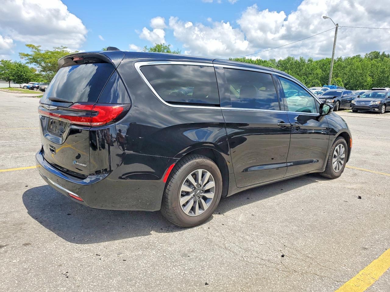 2024 CHRYSLER PACIFICA
