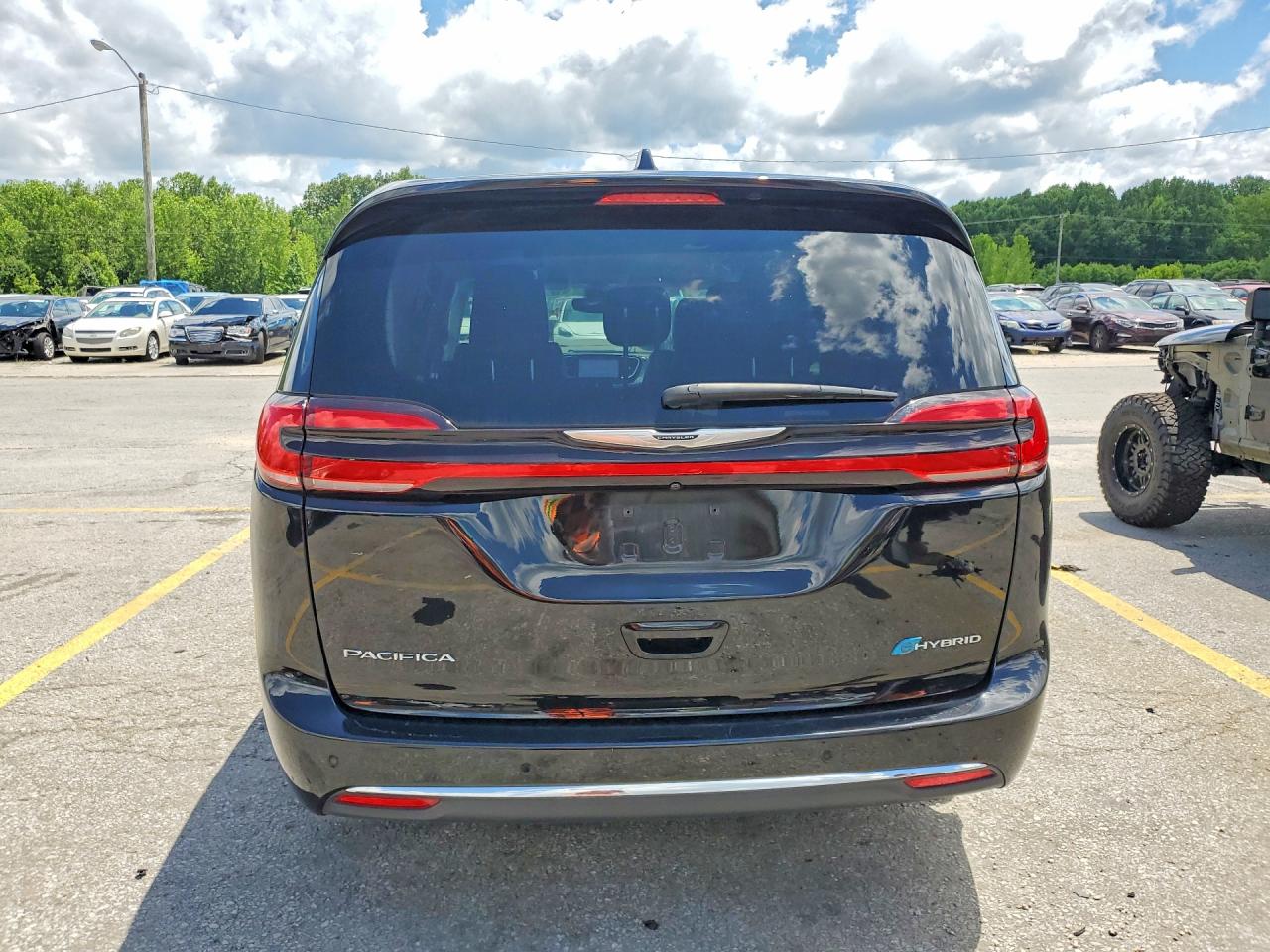 2024 CHRYSLER PACIFICA