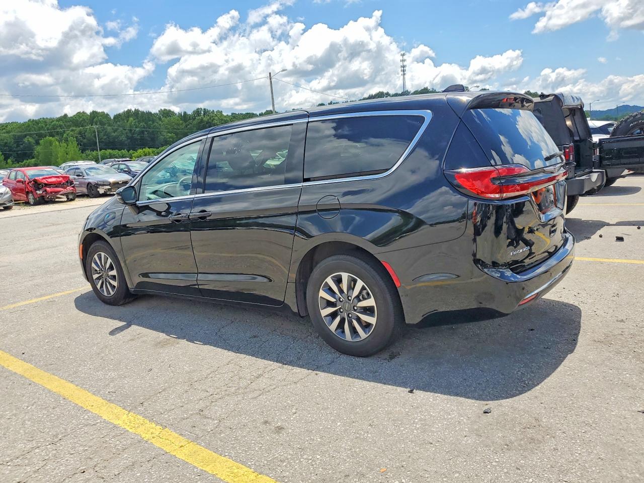 2024 CHRYSLER PACIFICA