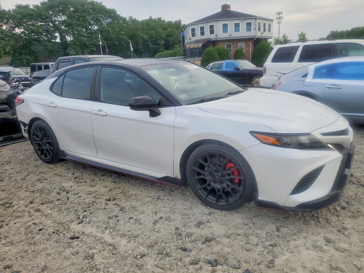 2020 TOYOTA CAMRY