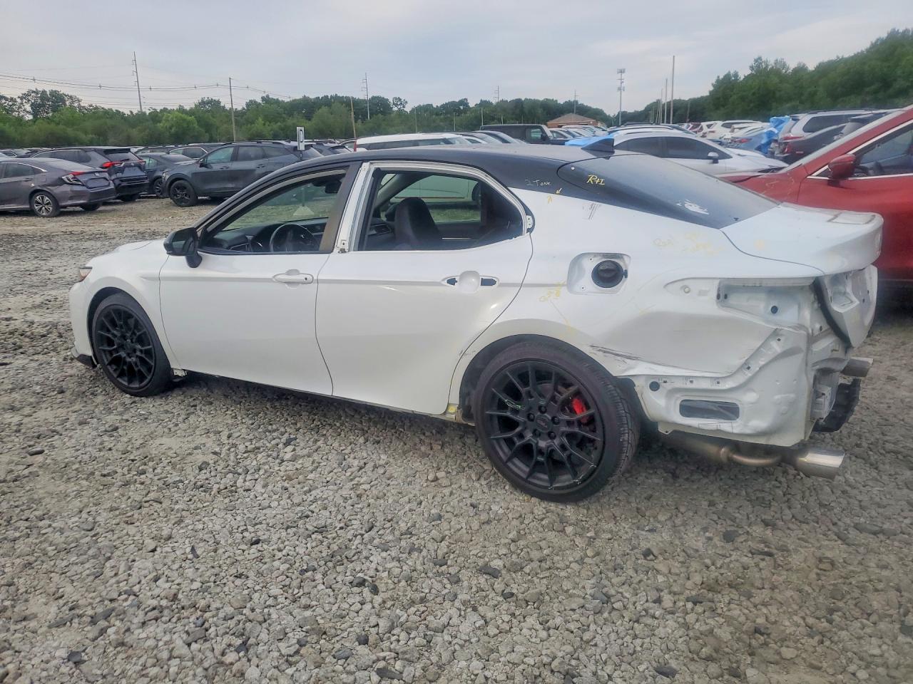 2020 TOYOTA CAMRY