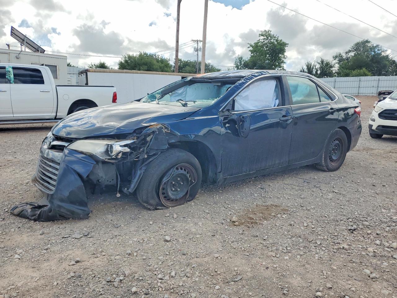 2017 TOYOTA CAMRY