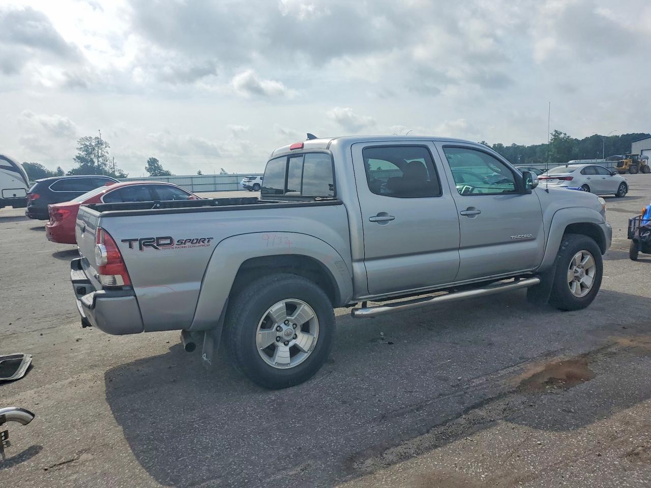 2015 TOYOTA TACOMA