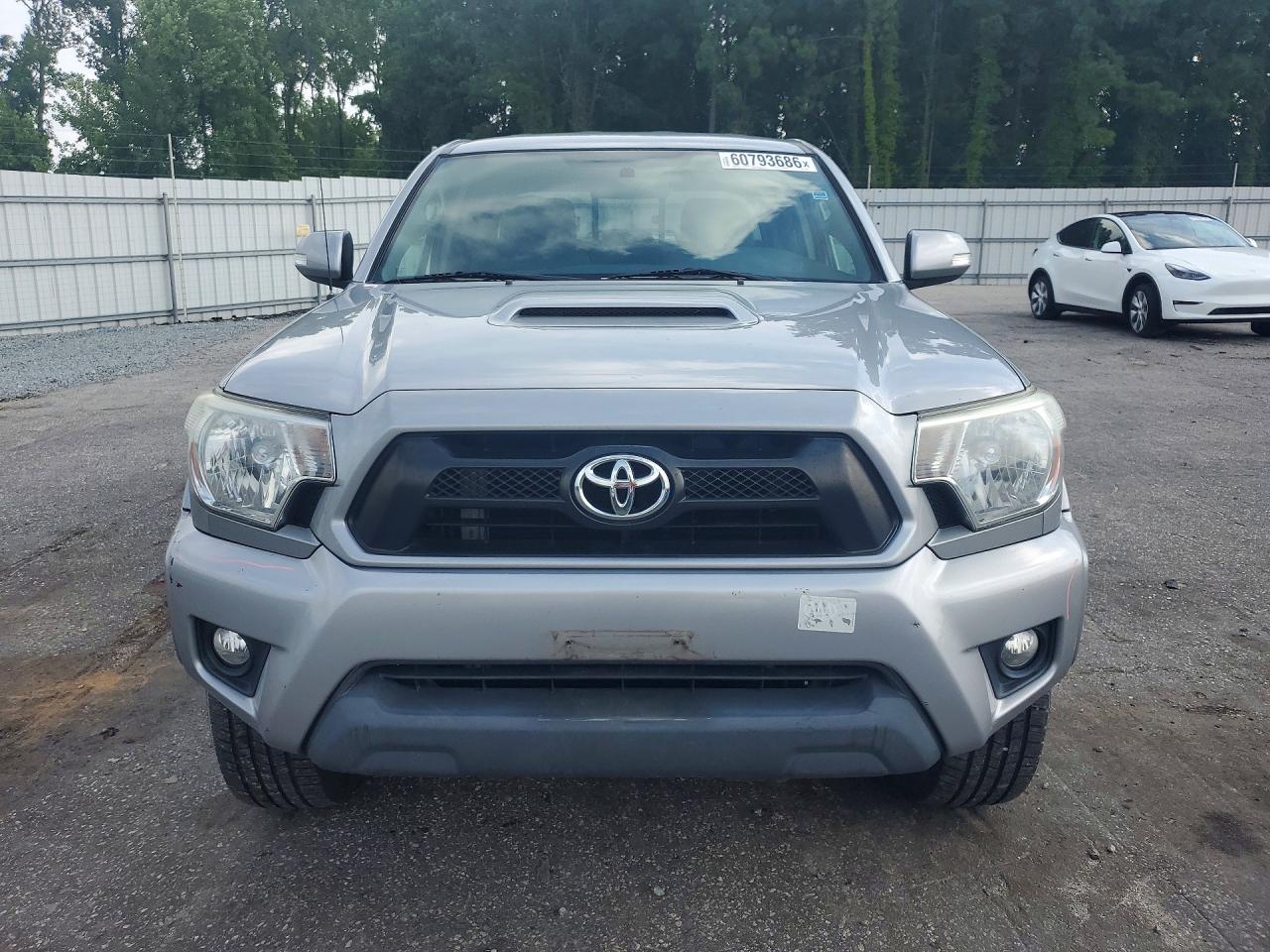 2015 TOYOTA TACOMA