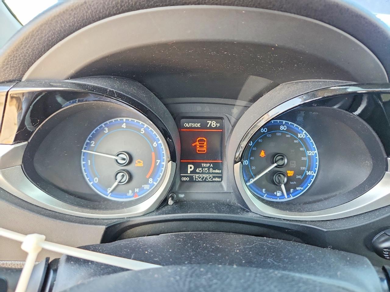 2016 TOYOTA COROLLA