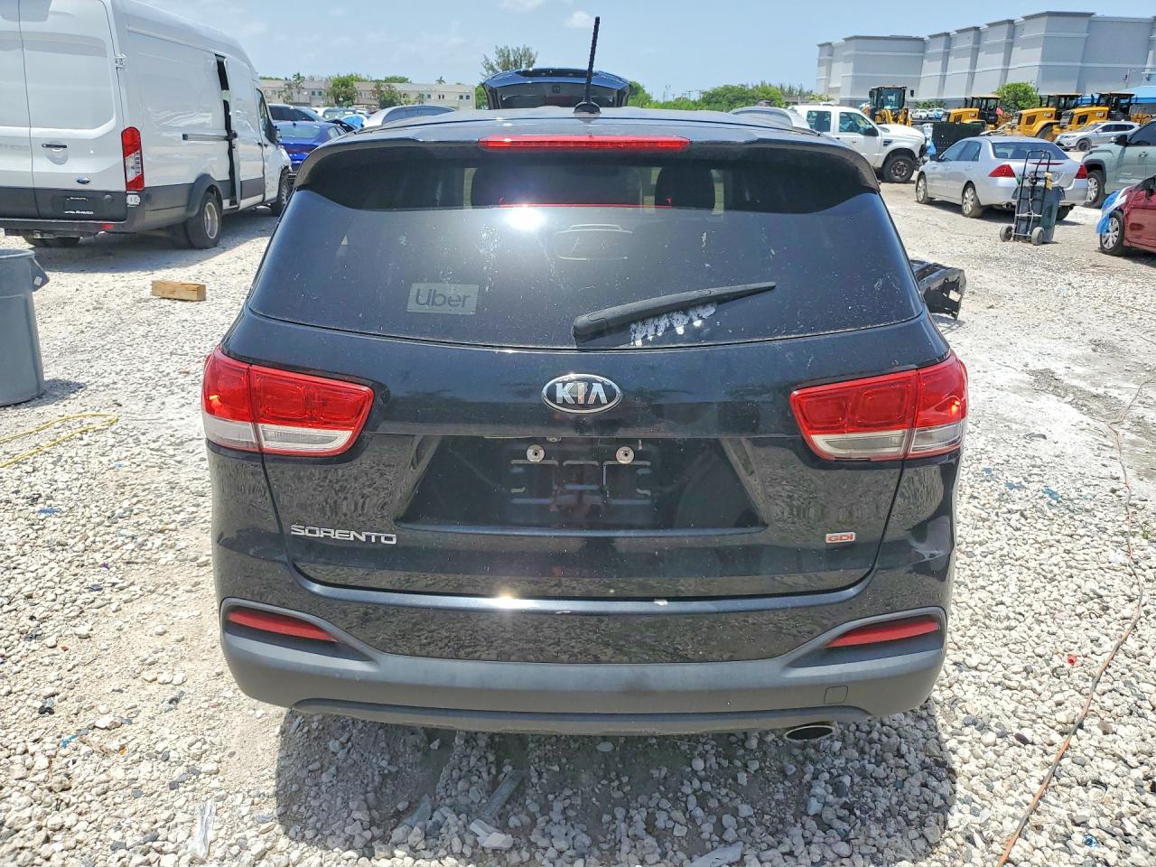 2017 KIA SORENTO