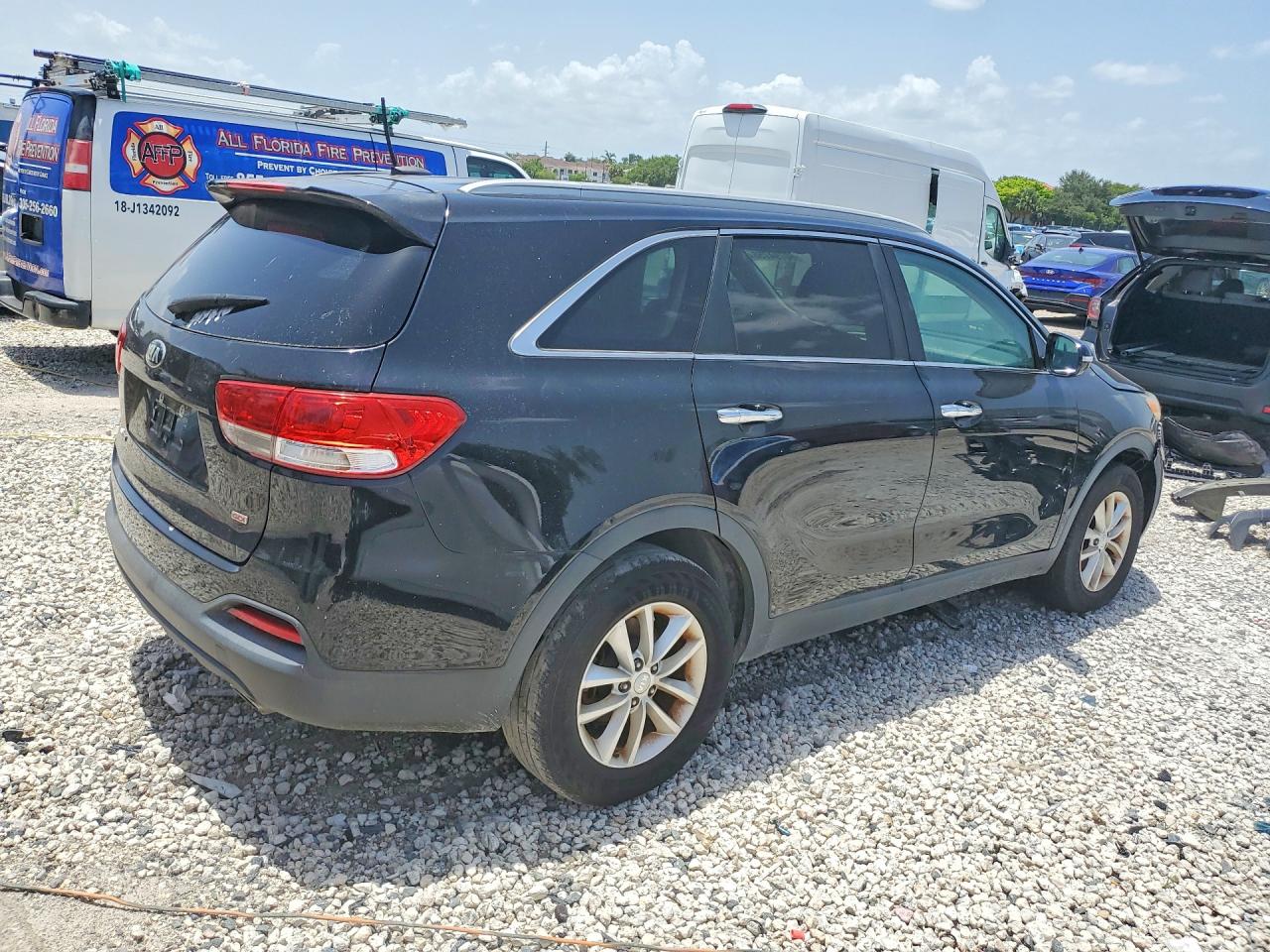 2017 KIA SORENTO
