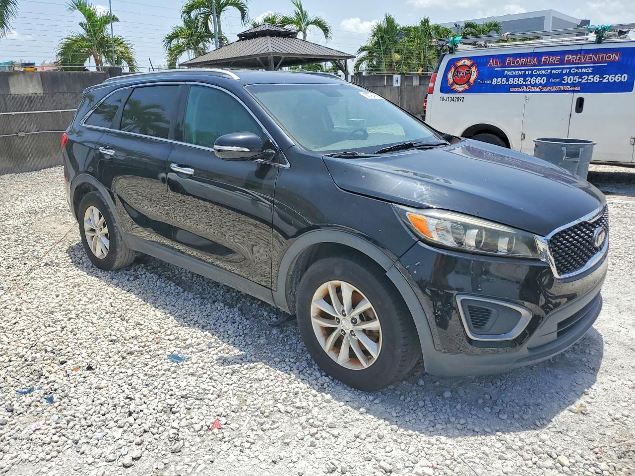 2017 KIA SORENTO