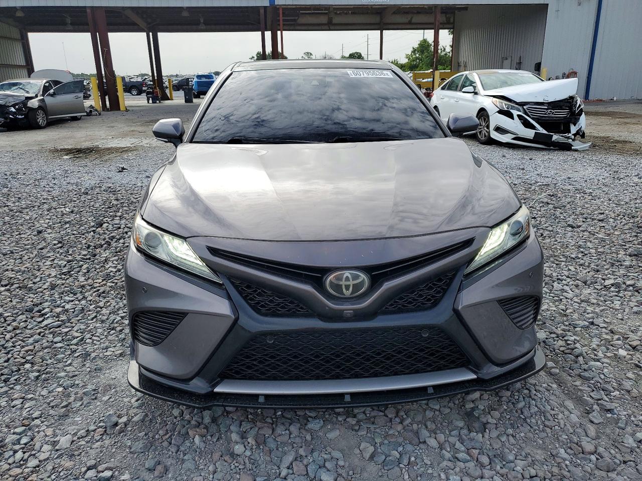 2018 TOYOTA CAMRY