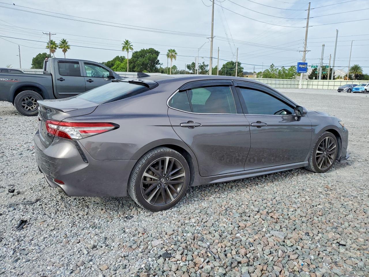 2018 TOYOTA CAMRY