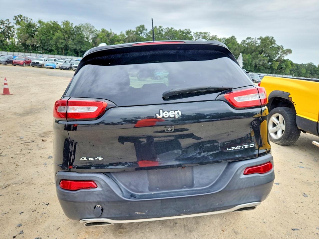 2015 JEEP CHEROKEE