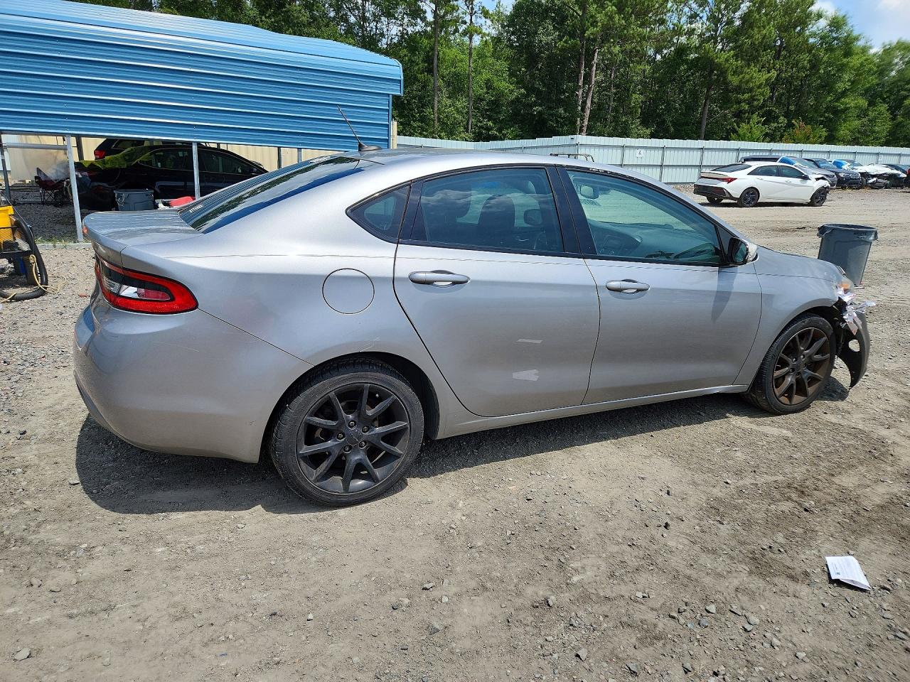 2016 DODGE DART