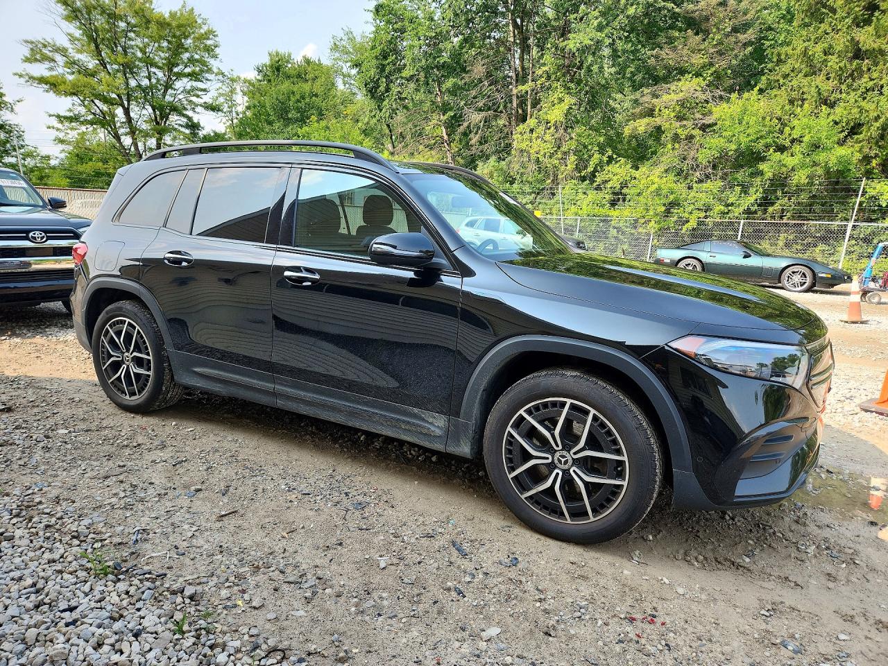 2022 MERCEDES-BENZ