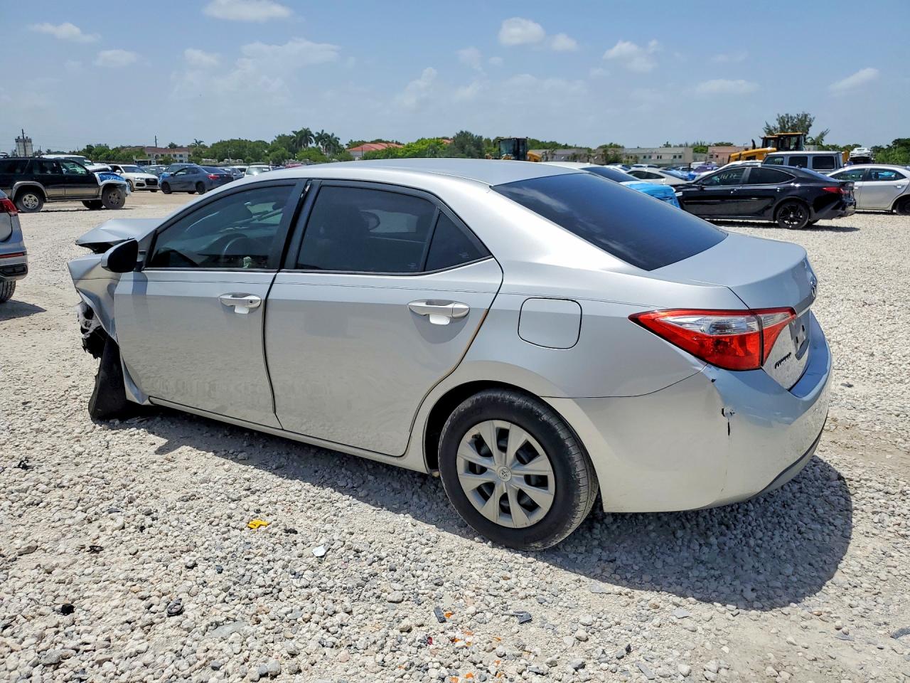 2015 TOYOTA COROLLA