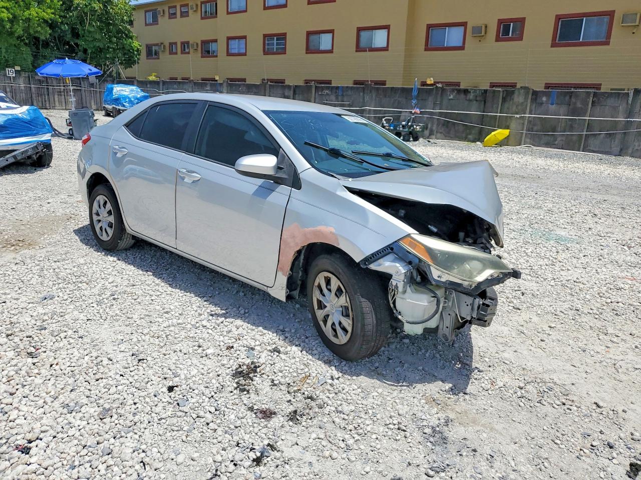 2015 TOYOTA COROLLA