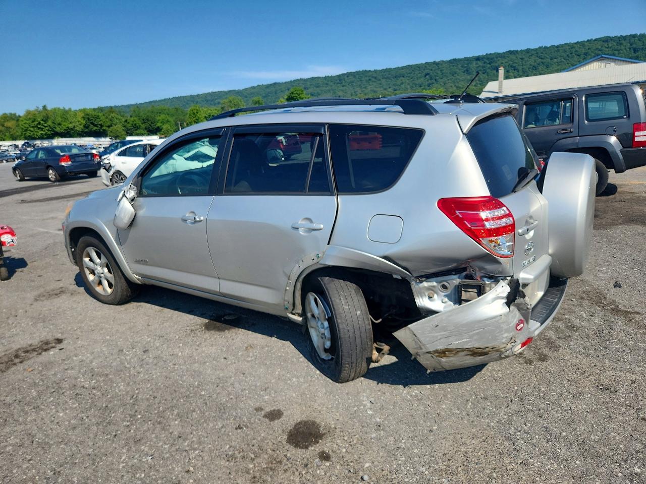 2011 TOYOTA RAV4