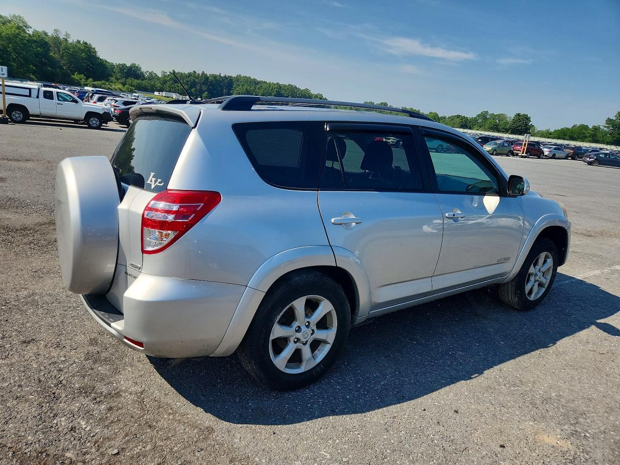 2011 TOYOTA RAV4