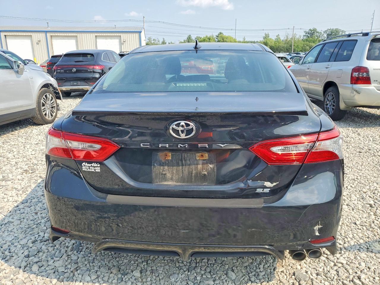 2018 TOYOTA CAMRY