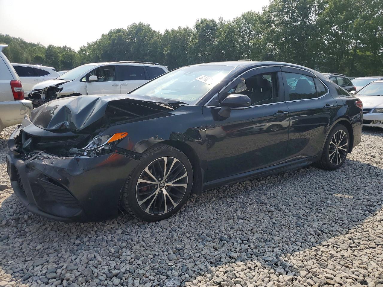 2018 TOYOTA CAMRY