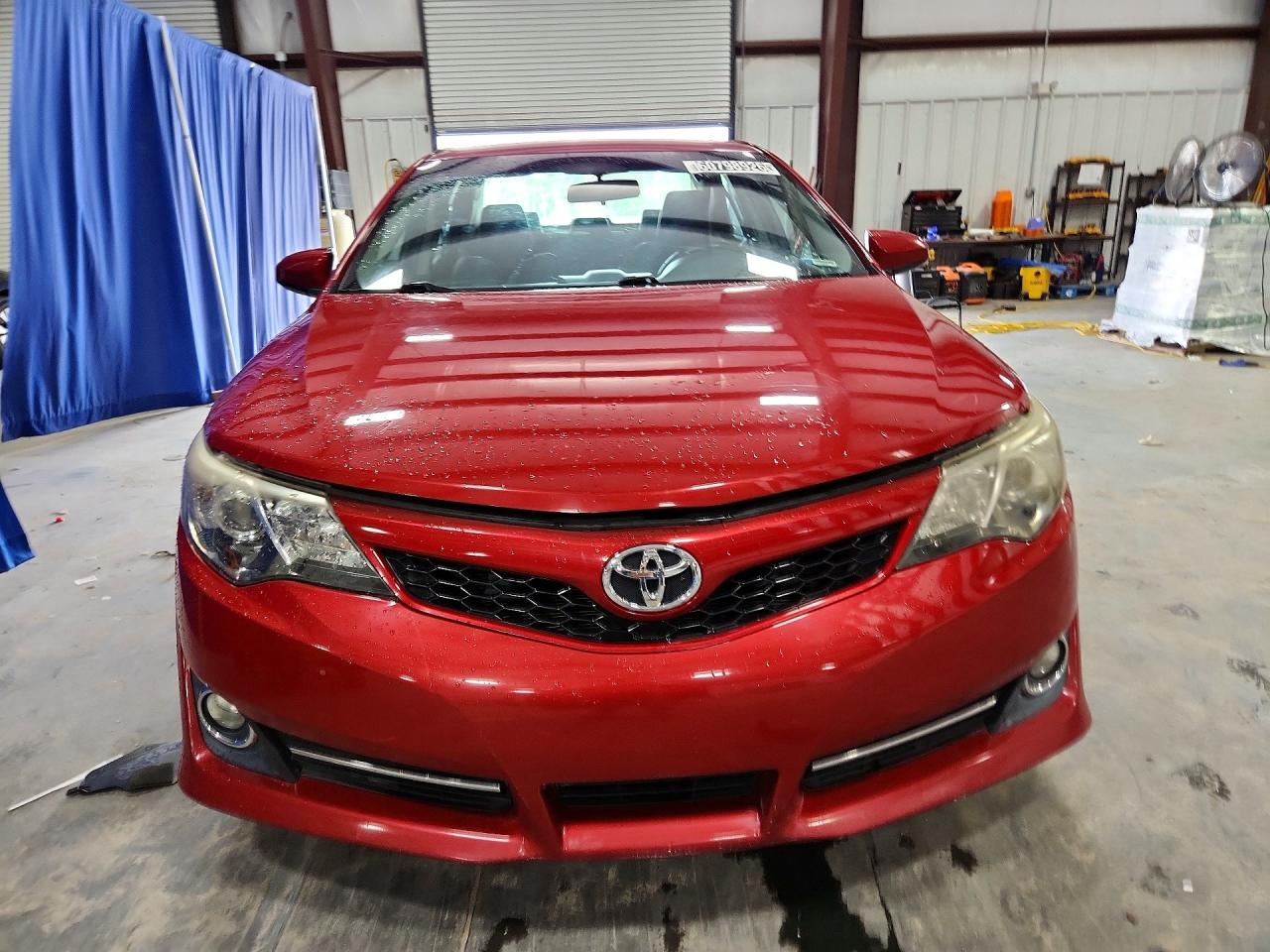 2013 TOYOTA CAMRY