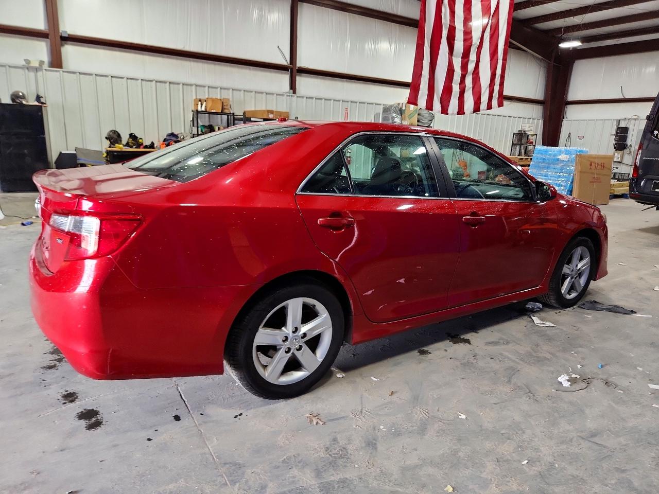 2013 TOYOTA CAMRY