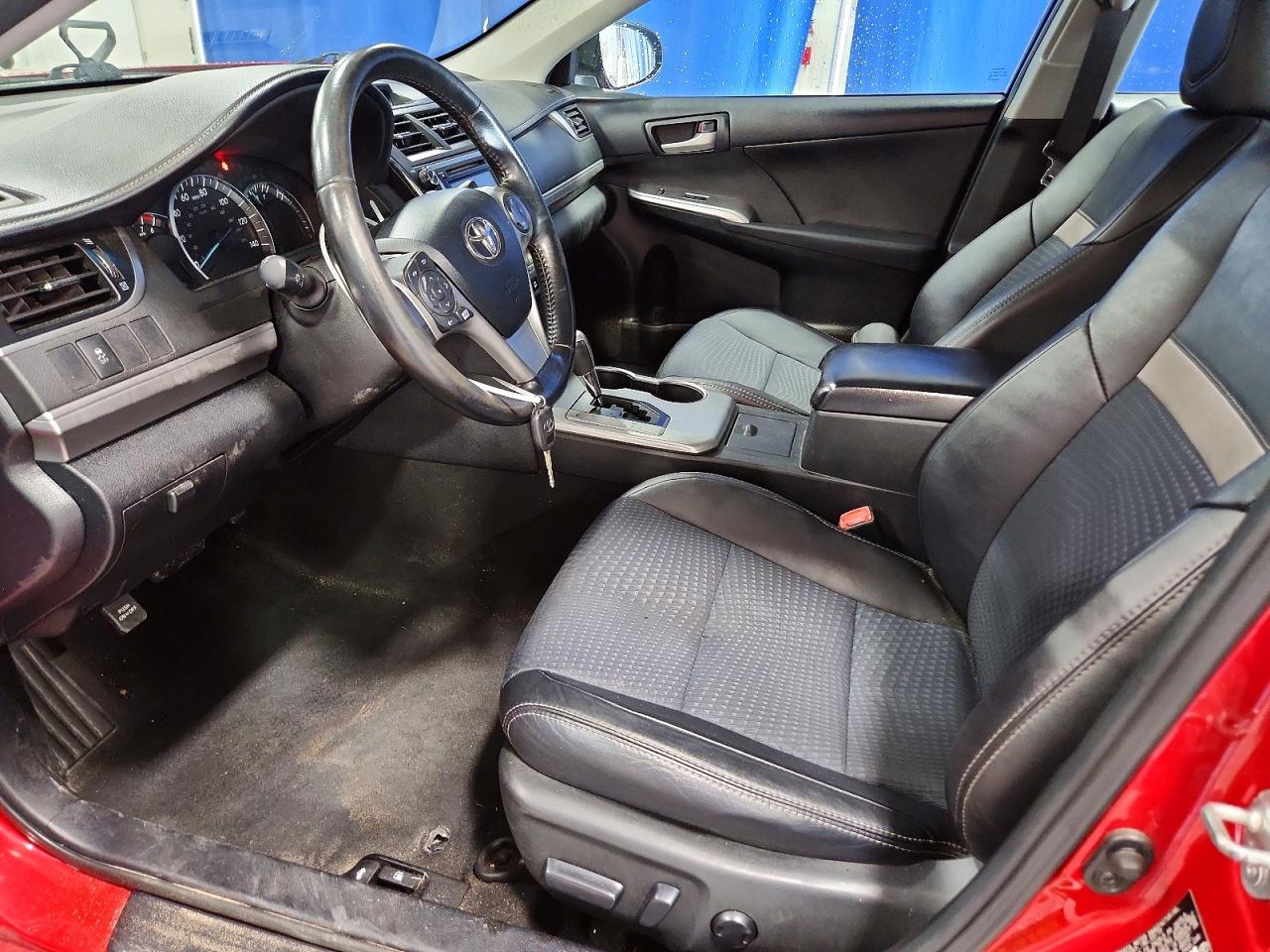 2013 TOYOTA CAMRY