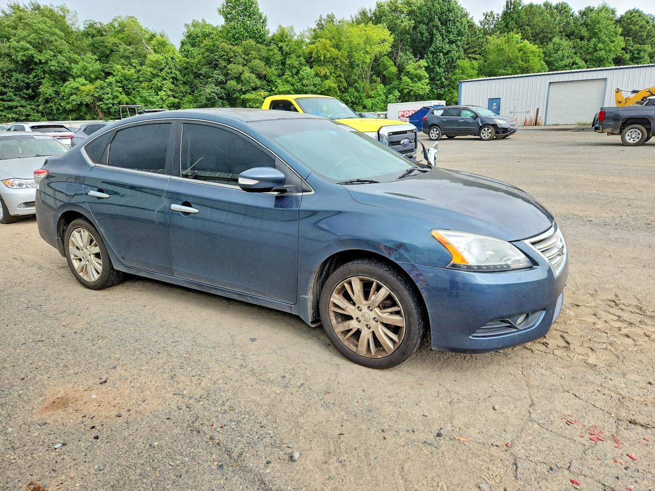 2015 NISSAN SENTRA