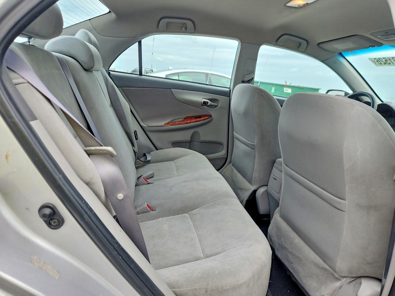 2009 TOYOTA COROLLA