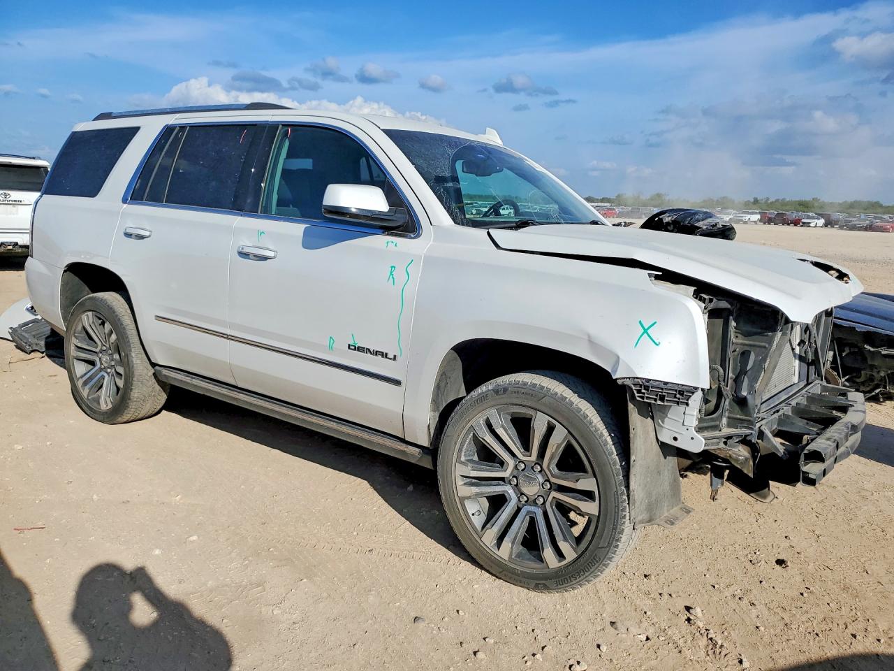 2018 GMC YUKON