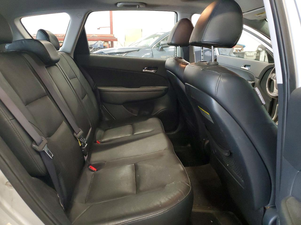 2011 HYUNDAI ELANTRA