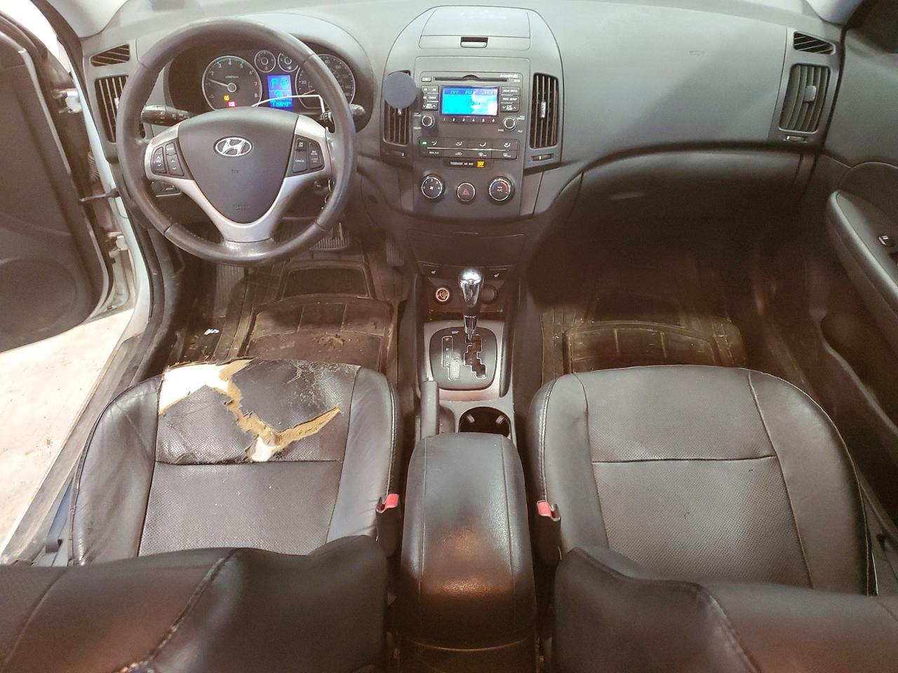 2011 HYUNDAI ELANTRA