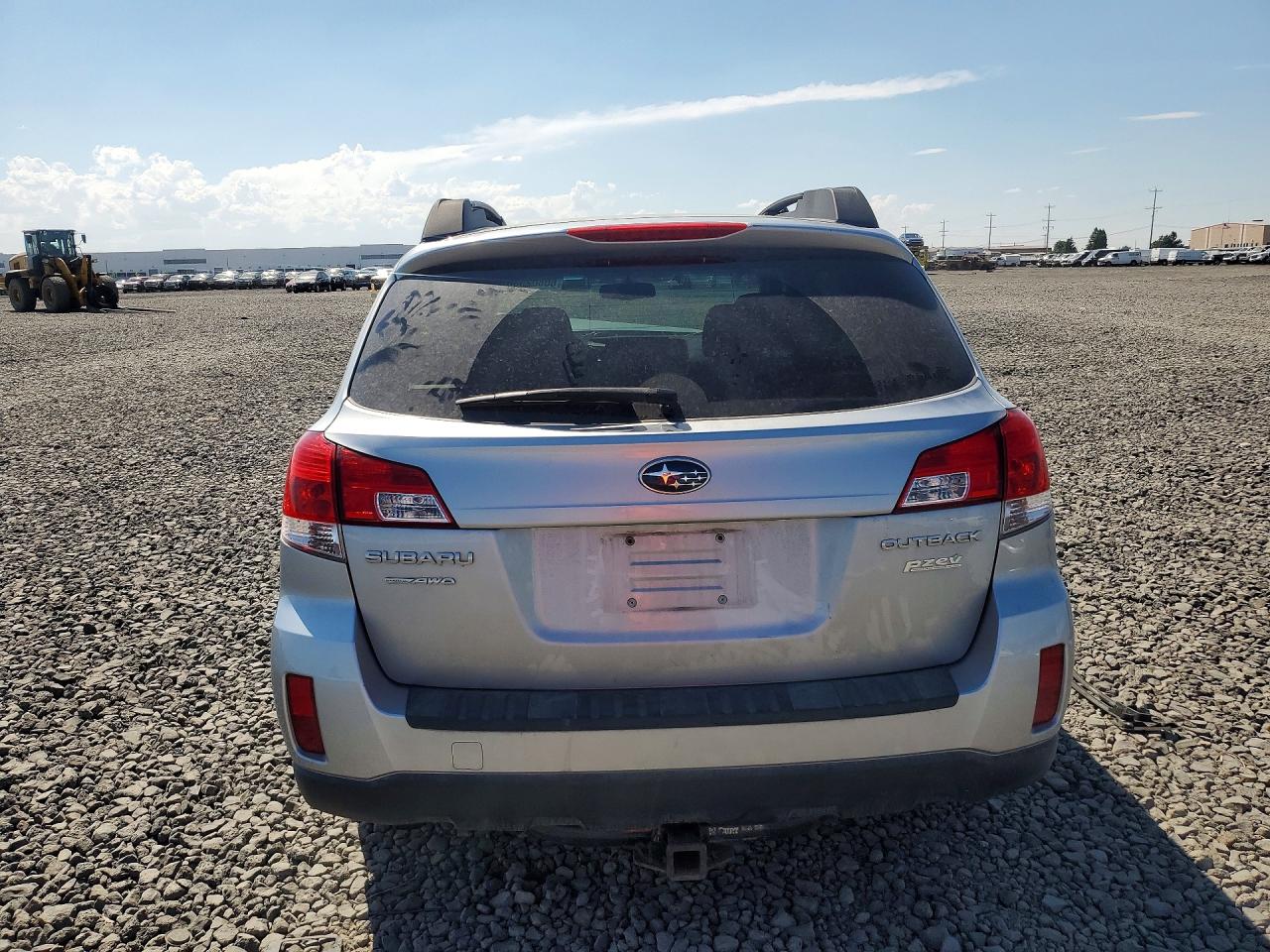 2012 SUBARU OUTBACK