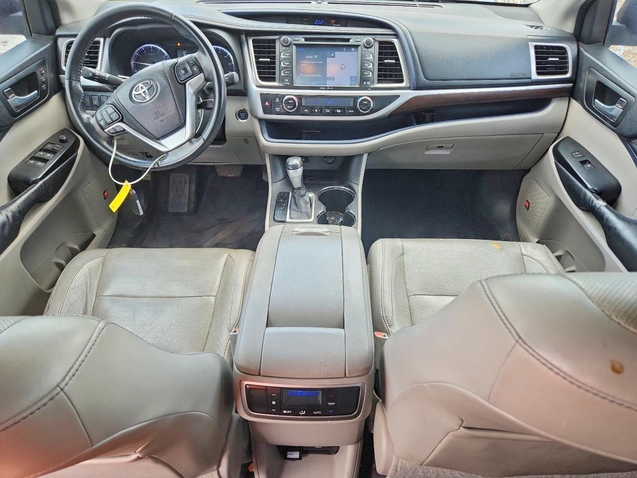 2014 TOYOTA HIGHLANDER