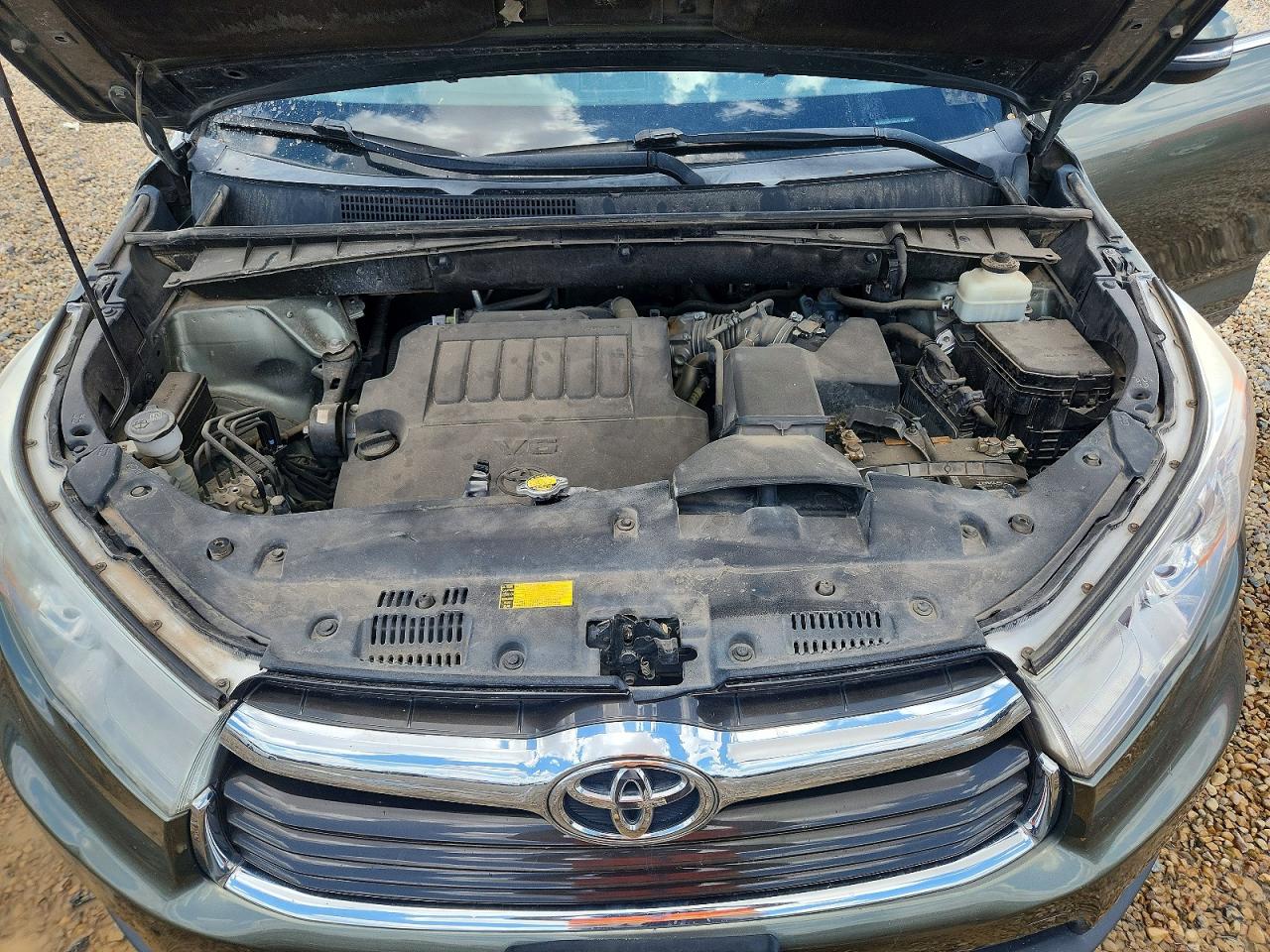 2014 TOYOTA HIGHLANDER