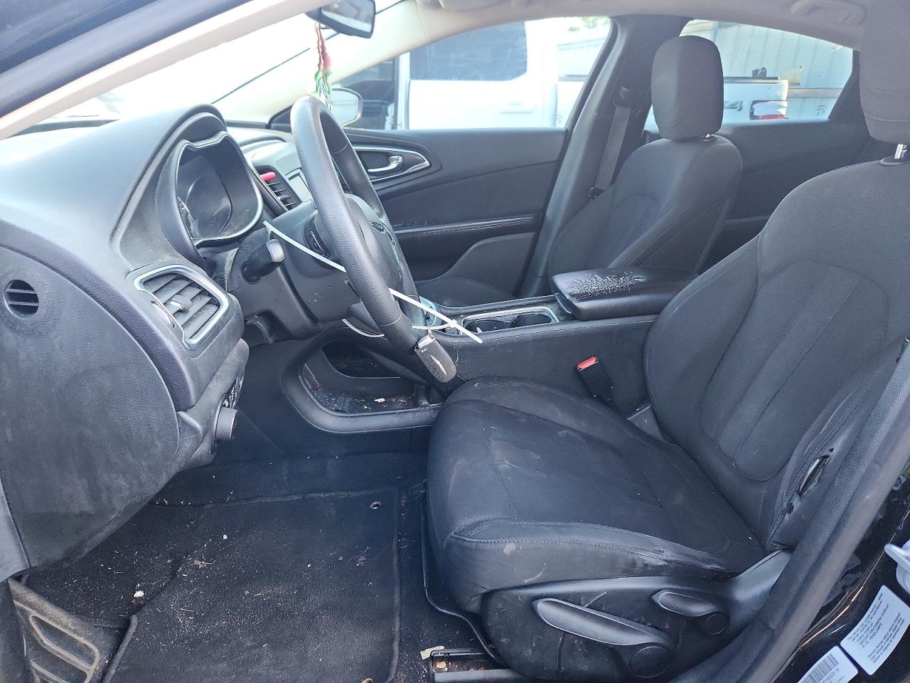 2015 CHRYSLER 200
