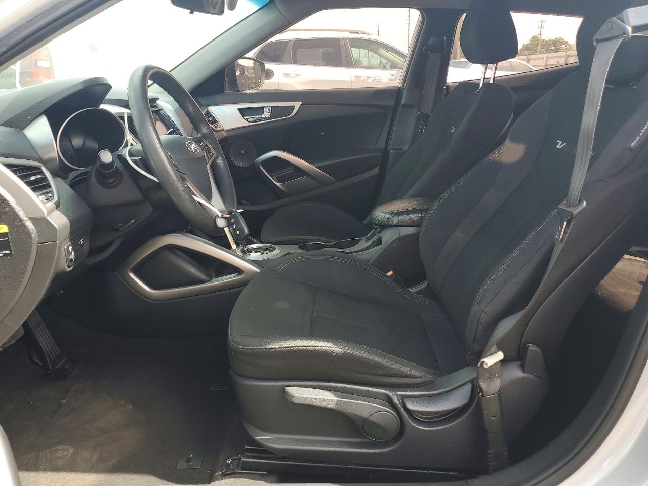 2015 HYUNDAI VELOSTER