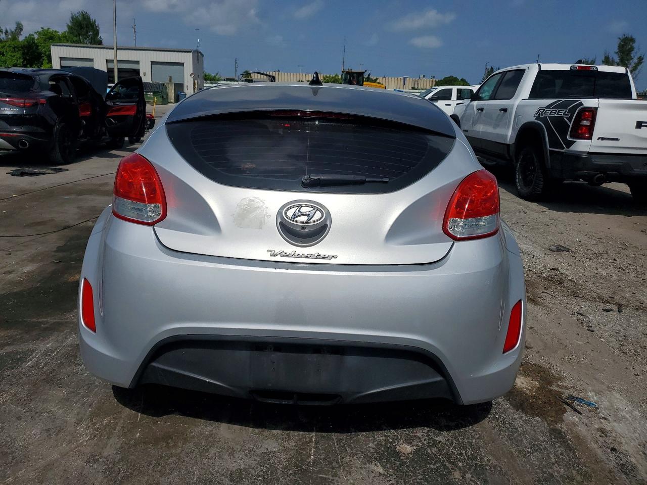 2015 HYUNDAI VELOSTER