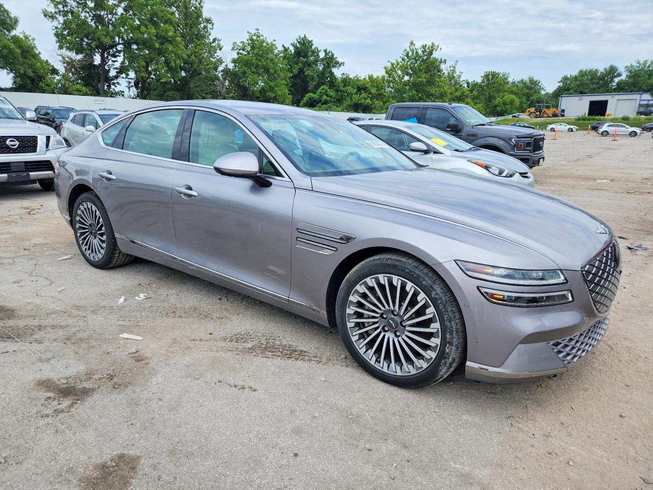 2023 GENESIS G80
